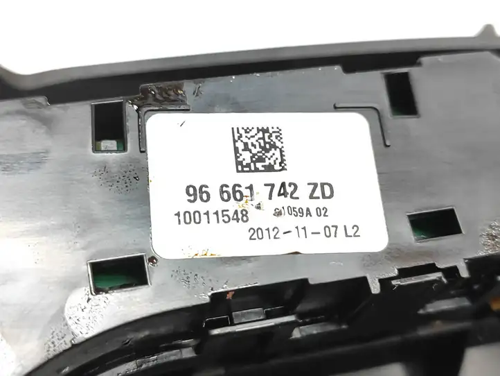 Citroen DS5 (2011 - 2018) 96661742ZD Кнопка стеклоподъемников — фото 6