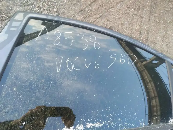 Volvo S60 (2000 - 2004) Стекло задней двери — фото 2
