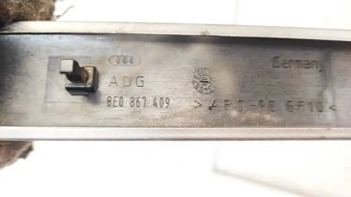 Audi A4 S4 B6 8E 8H (2000 - 2006) 8E0867409 Прочие детали салона — фото 4