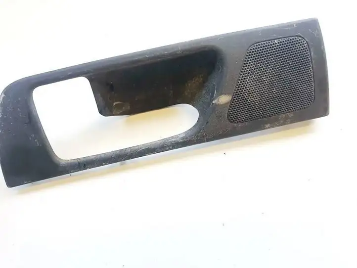Toyota Avensis T220 (2000 - 2003) 6761805040b Прочие детали салона — фото 2