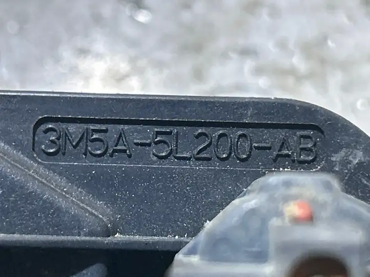 Ford Mondeo MK IV (2007 - 2014) 3M5A5L200AB Датчик давления выхлопных газов — фото 2