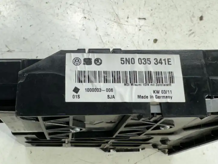 Volkswagen PASSAT B7 (2011 - 2014) 5N0035341E Контроллер мультимедийной системы — фото 4