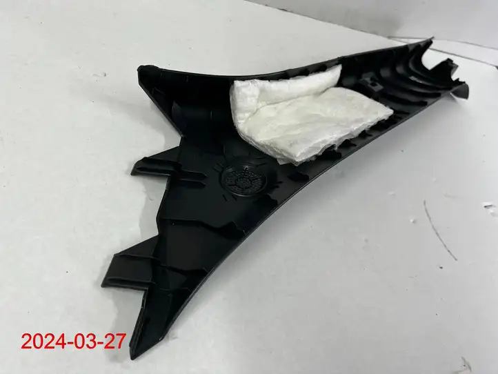 Nissan Juke I F15 (2010 - 2018) 76911-1KB0A Прочие детали салона — фото 6