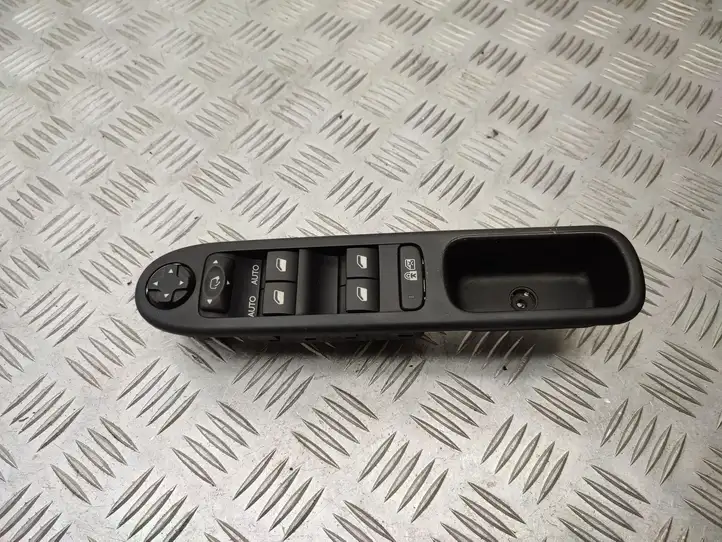 Citroen C3 Picasso (2010 - 2017) 96636185XT Кнопка стеклоподъемников — фото 5