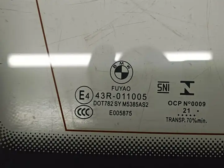 BMW 3 G20 G21 (2019 - ) 43R011005 Заднее боковое стекло — фото 2