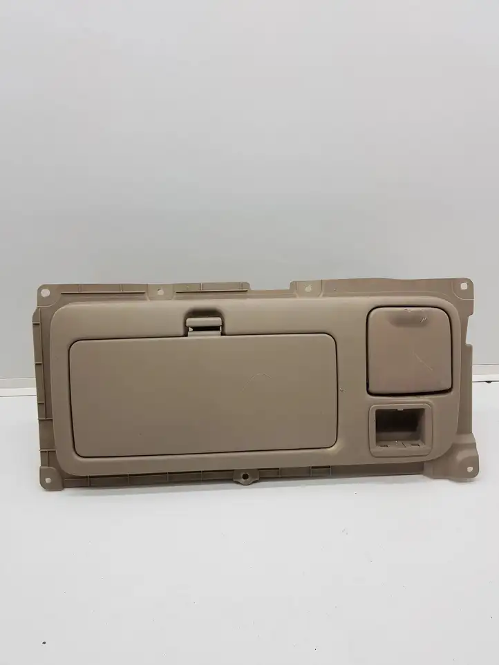 Toyota Land Cruiser (J100) (1998 - 2007) 6262560030 Прочие детали салона — фото 1