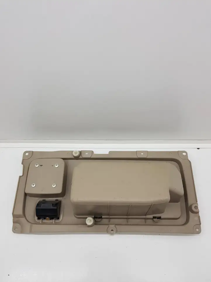 Toyota Land Cruiser (J100) (1998 - 2007) 6262560030 Прочие детали салона — фото 2