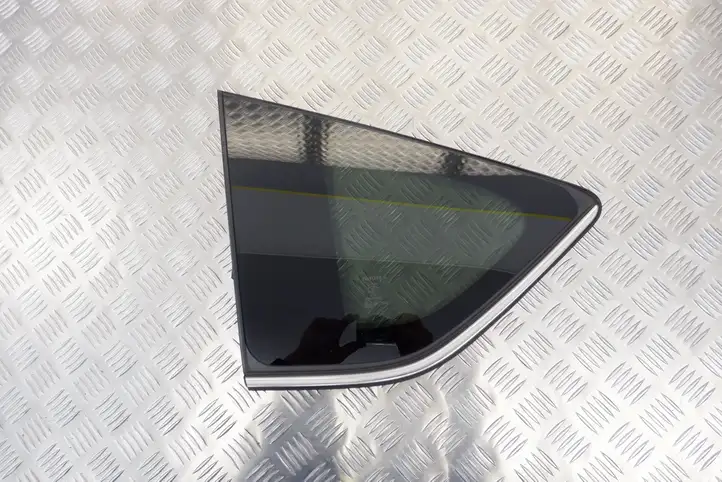 Toyota RAV 4 (XA40) (2012 - 2018) 6272042350 Заднее боковое стекло — фото 1