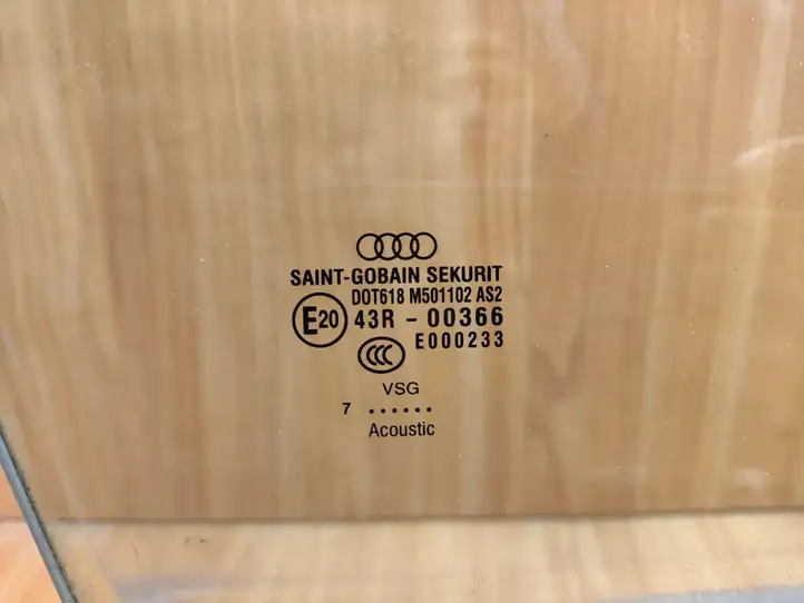 Audi A8 S8 D3 4E (2005 - 2007) 43R00366 Стекло передней двери — фото 3