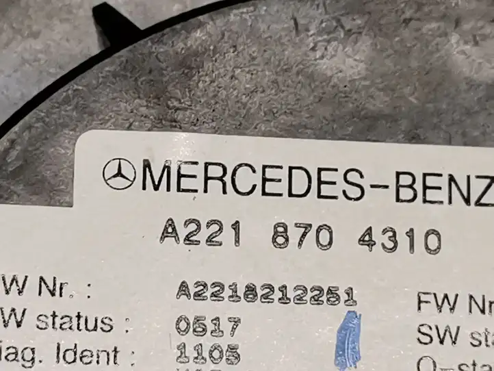 Mercedes-Benz S W221 (2005 - 2013) 2218704310 Контроллер мультимедийной системы — фото 5