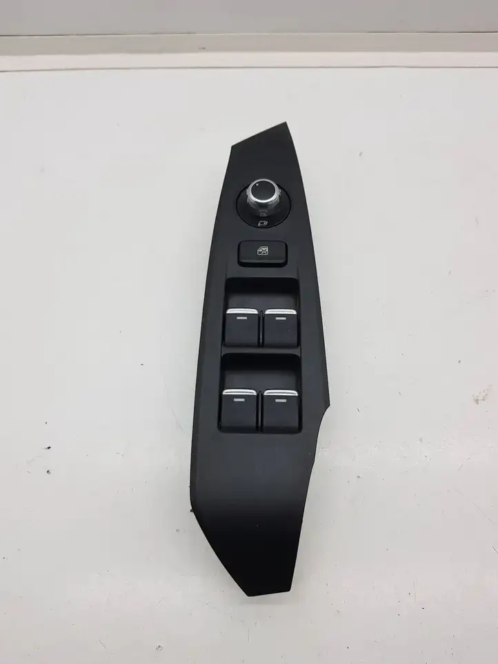 Mazda 6 (2012 - 2015) GMJ766350 Кнопка стеклоподъемников — фото 1