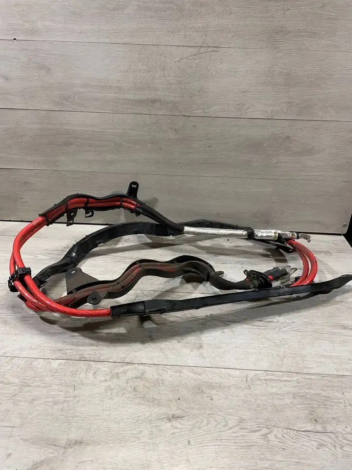 BMW 3 G20 G21 (2019 - ) 6991145 Плюсовой провод аккумулятора — фото 4