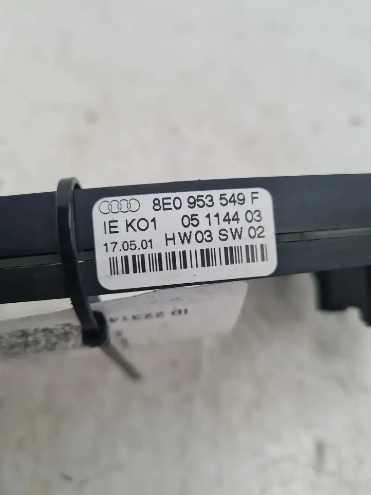 Audi A4 S4 B6 8E 8H (2000 - 2006) 55877003 Прочие детали салона — фото 5