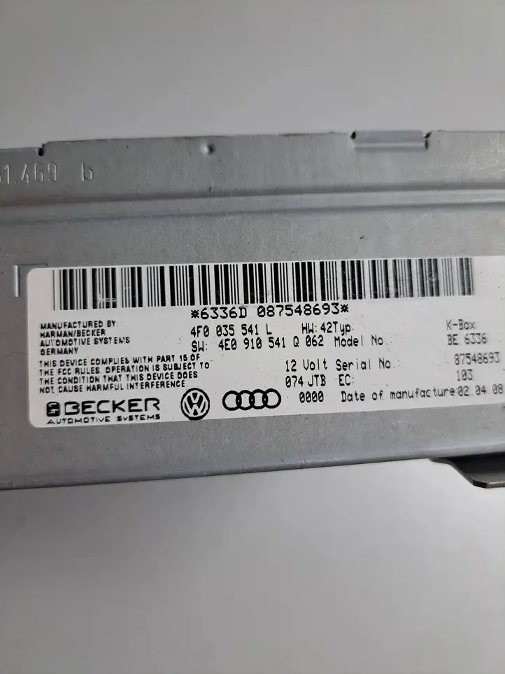 Audi A4 S4 B8 8K (2007 - 2011) 4f0035541l Усилитель звука — фото 3