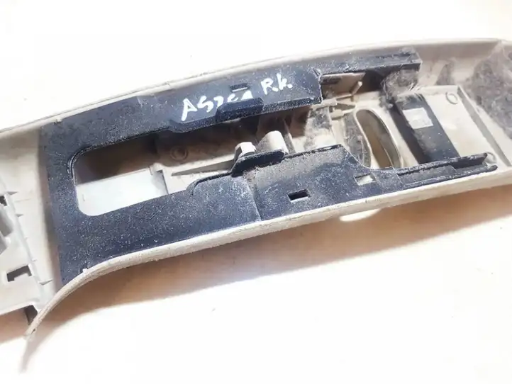 Renault Laguna II (2001 - 2005) 8200000253 Прочие детали салона — фото 3