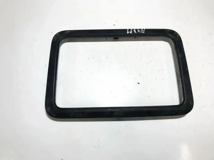 Skoda Fabia Mk1 (6Y) (1999 - 2007) 5j0858069 Прочие детали салона — фото 1