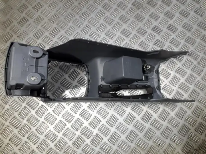 Toyota RAV 4 (XA20) (2000 - 2005) 5891042020 Прочие детали салона — фото 2