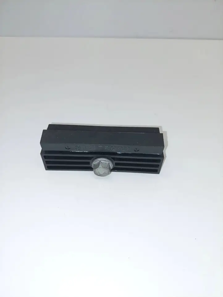BMW 5 F10 F11 (2009 - 2016) 7592923 Держатель аккумулятора — фото 1