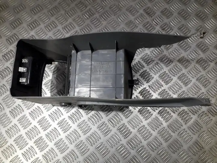 Toyota RAV 4 (XA20) (2000 - 2005) 5891242010 Прочие детали салона — фото 2