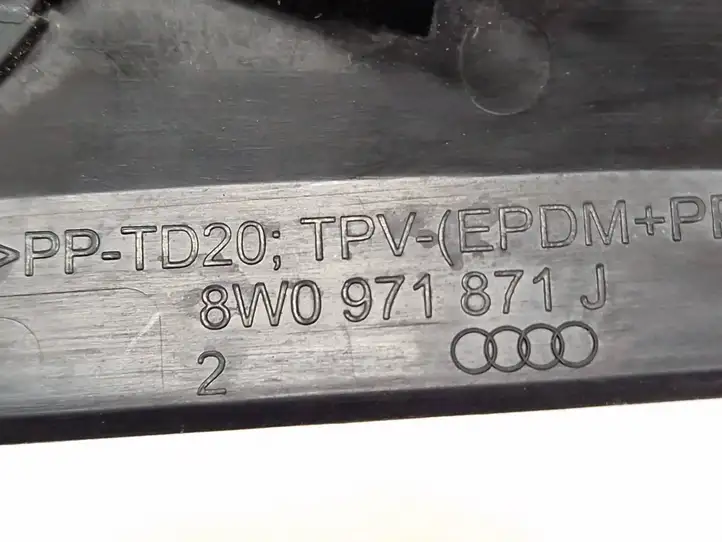 Audi A4 S4 B9 (2015 - 2019) 8W0971871J Прочие детали моторного отсека — фото 6
