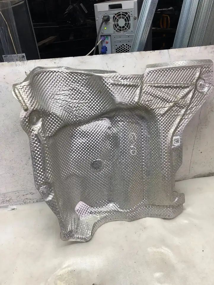 Mercedes-Benz C W206 (2021 - ) A2064708600 Теплоизоляция (теплозащита) — фото 3