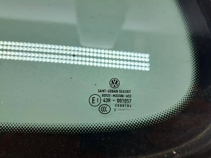 Volkswagen PASSAT B7 (2011 - 2014) 43R001057 Стекло задней двери — фото 3