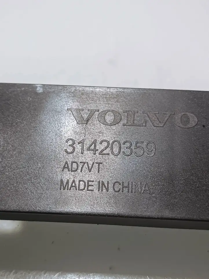 Volvo S90, V90 (2016 - 2020) 31420359 Прочие детали салона — фото 4