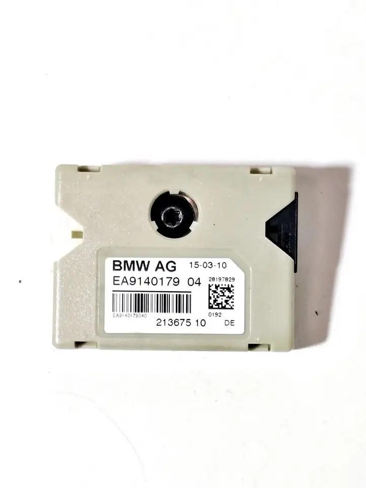 BMW 7 F01 (2008 - 2016) EA914017904 Усилитель антенны — фото 1
