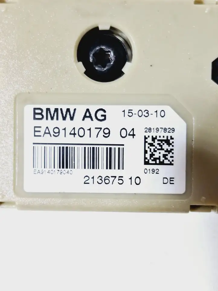 BMW 7 F01 (2008 - 2016) EA914017904 Усилитель антенны — фото 5