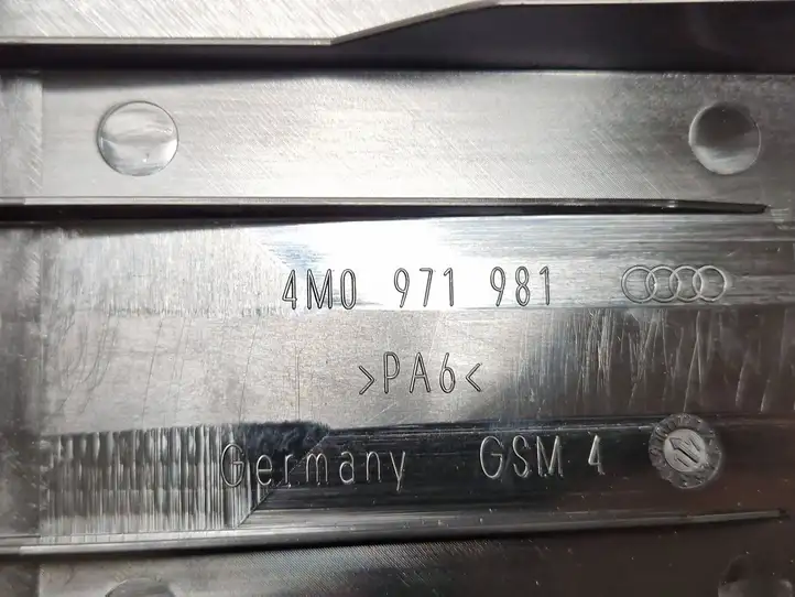 Audi A4 S4 B9 (2015 - 2019) 4M0971981 Прочие детали салона — фото 5