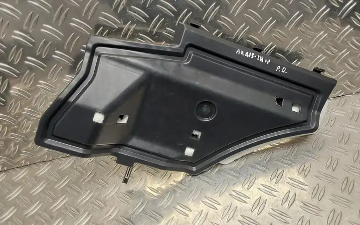 Toyota Auris E180 (2012 - 2018) 5560702141 Прочие детали салона — фото 1
