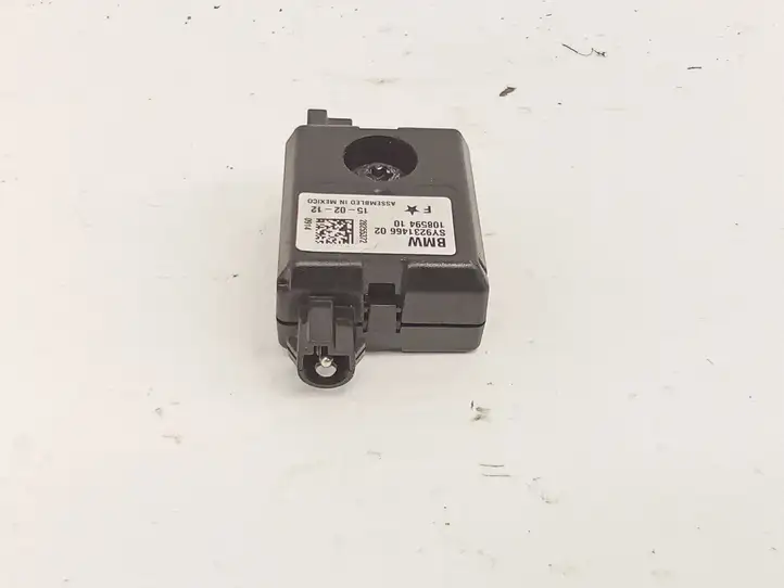 BMW 3 F30 F35 F31 (2012 - 2018) SY9231466 Усилитель антенны — фото 4