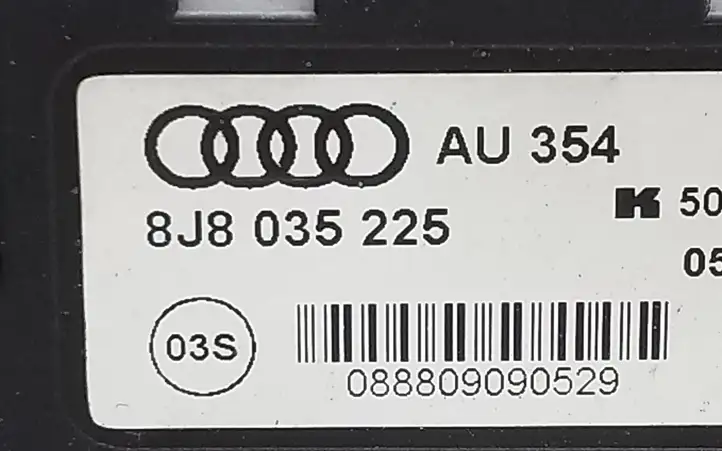 Audi TT TTS Mk2 (2006 - 2010) 8J8035225 Усилитель антенны — фото 2