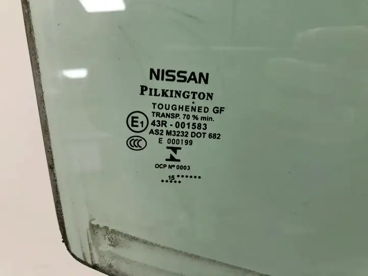 Nissan Qashqai (2013 - 2017) Стекло задней двери — фото 3