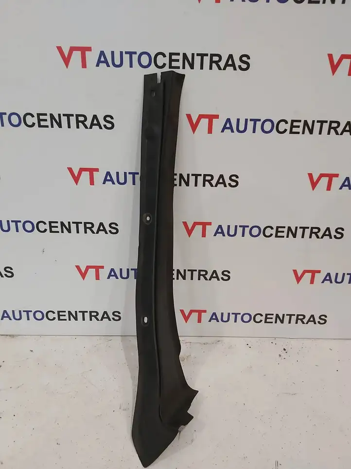 BMW 3 F30 F35 F31 (2012 - 2018) 51767264273 Молдинг крыла — фото 1