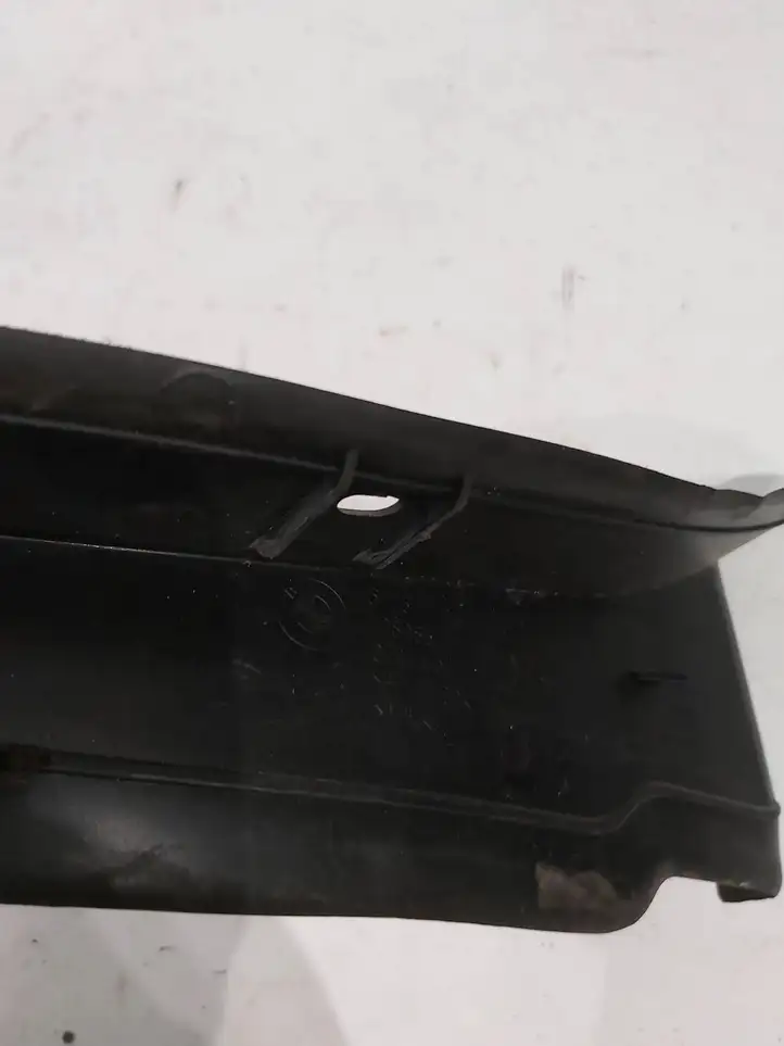 BMW 3 F30 F35 F31 (2012 - 2018) 51767264273 Молдинг крыла — фото 3
