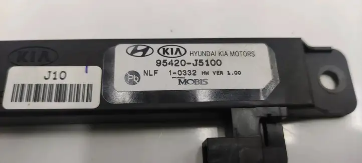 Kia Stinger (2017 - ) 95420J5100 Антенна бесключевого доступа — фото 4