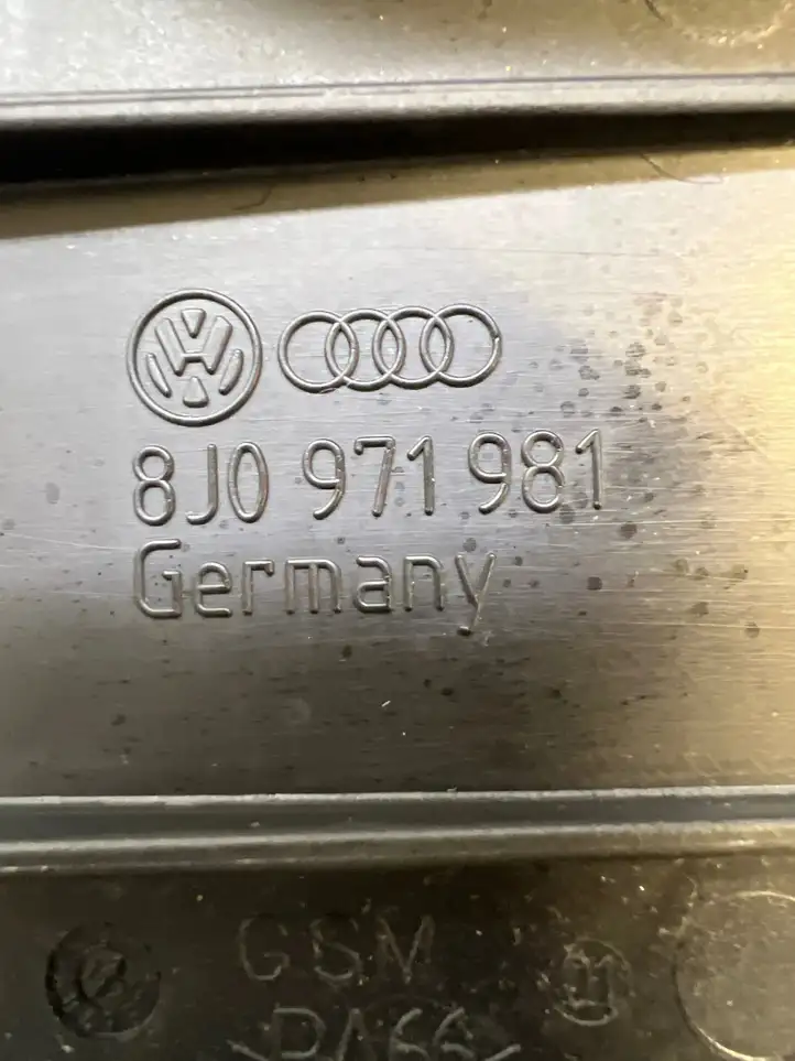 Audi A5 8T 8F (2011 - 2016) 8J0971981 Прочие детали салона — фото 4