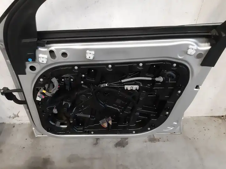 Volvo XC90 (2014 - 2019) Дверь — фото 8