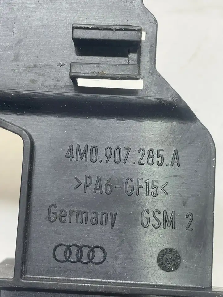 Audi Q7 4M (2015 - ) 4M0907285A Прочие детали салона — фото 3