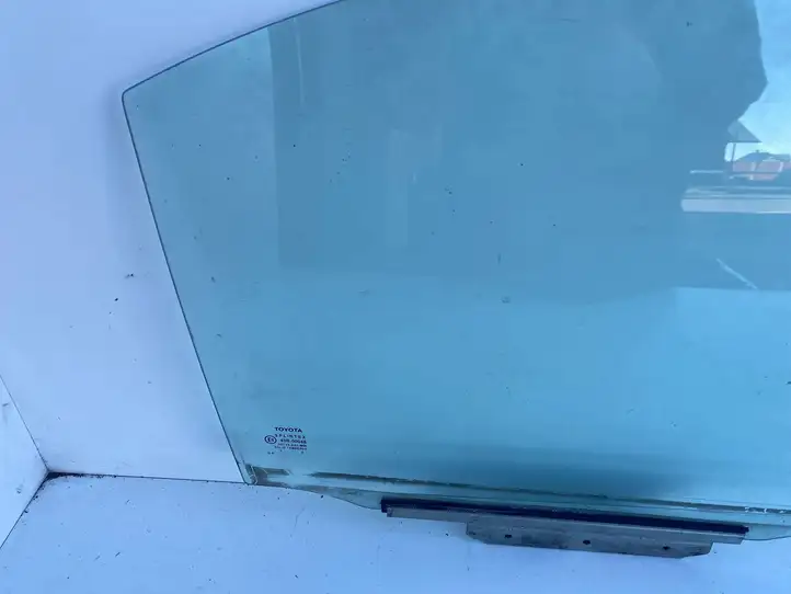 Toyota Avensis T250 (2003 - 2006) Стекло задней двери — фото 4