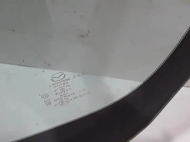 Mazda CX-3 (2015 - 2018) DB3B-63-900A Переднее стекло — фото 2