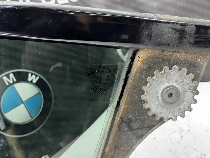 BMW 5 GT F07 (2010 - 2017) 43R00128 Стекло задней двери — фото 3