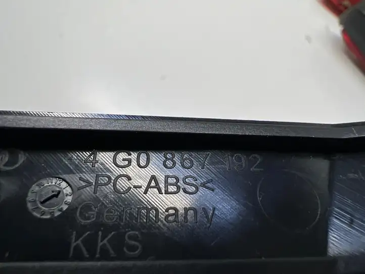 Audi A6 C7 (2011 - 2014) 4G0867192 Прочие детали салона — фото 3