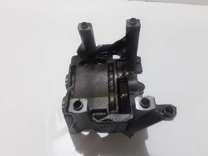 3L566K360A Mazda 3 I Tepalo siurblys