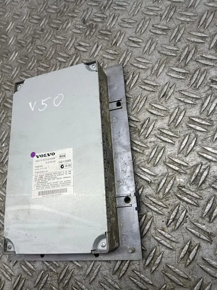 Volvo V50 (2004 - 2008) Усилитель звука — фото 3