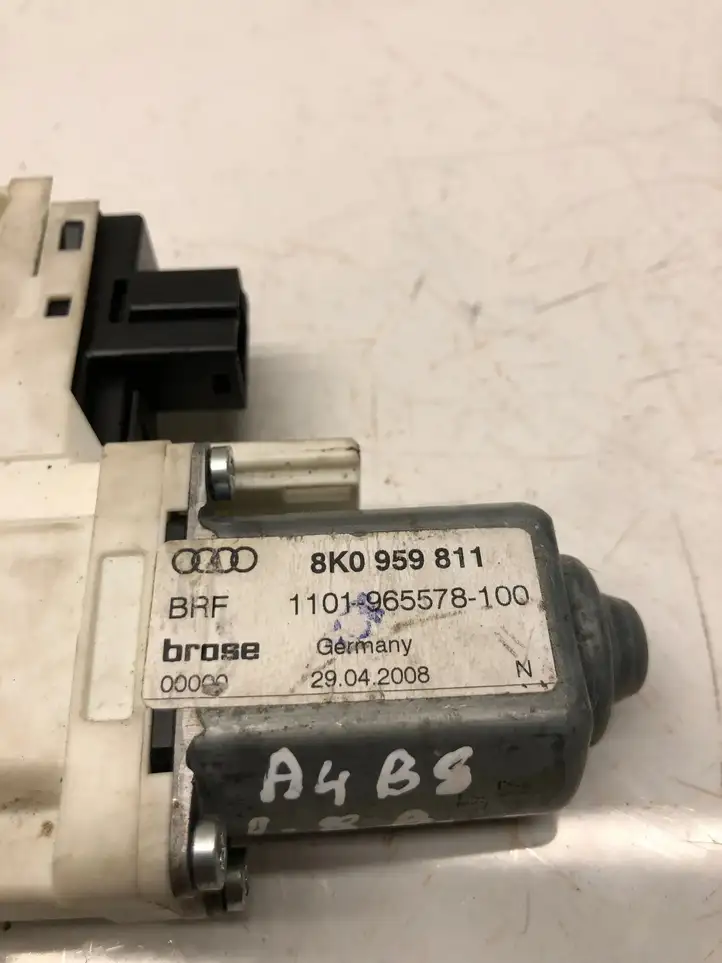 Audi A4 S4 B6 8E 8H (2000 - 2006) 8K0959811 Стеклоподъемник задней двери — фото 2