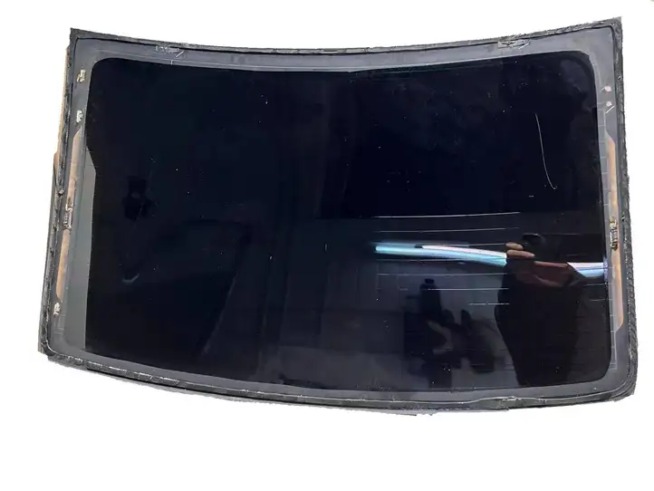 Toyota Avensis T270 (2015 - 2018) 15928 Заднее стекло — фото 3