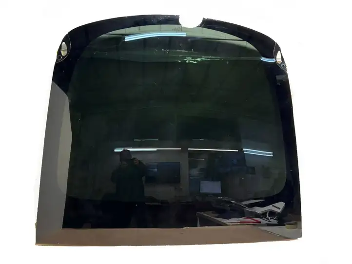 Tesla Model X (2015 - 2021) 107502401A Открывающееся стекло крышки багажника — фото 1