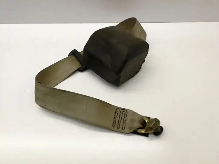 Audi A6 (2004 - 2008)  4F0839462 Задний ремень безопасности